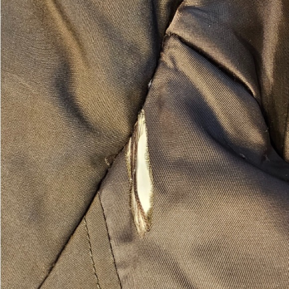 Woman’s Banana Republic Jacket, Small, Olive Green, EUC, Down & Feather Filled. - Picture 6 of 7
